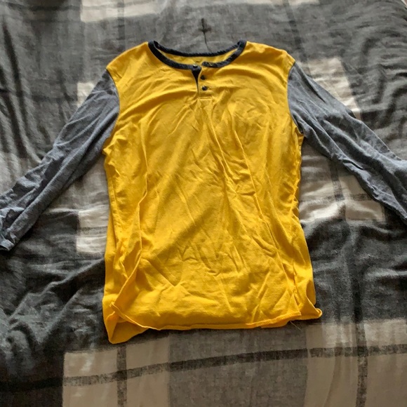 AE tee - Picture 1 of 2